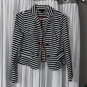 I.N.C blue and white striped jacket with functional pockets!